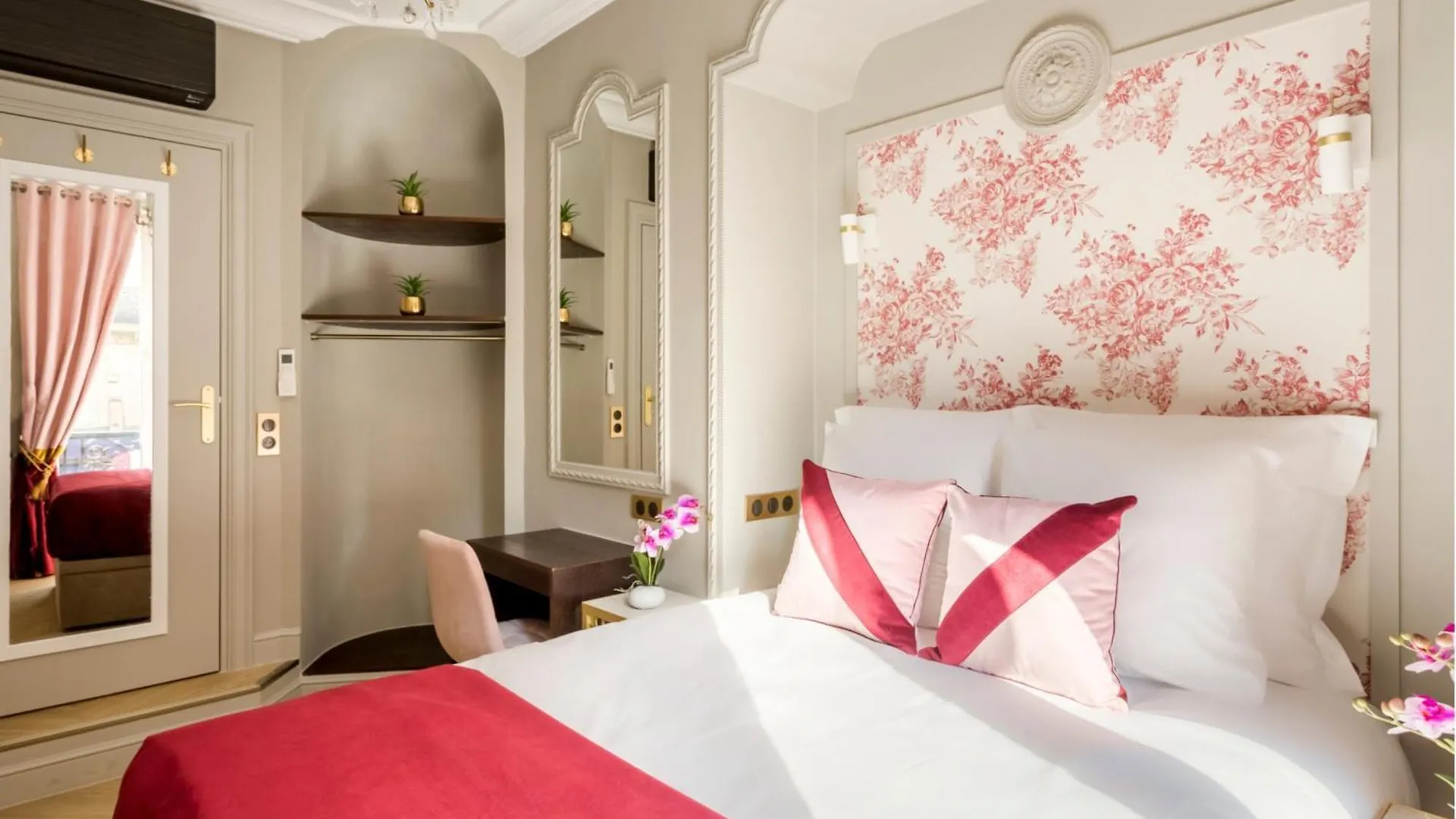 Merveil - Luxury Suite - Louvre - Ours I Párizs 0*,
