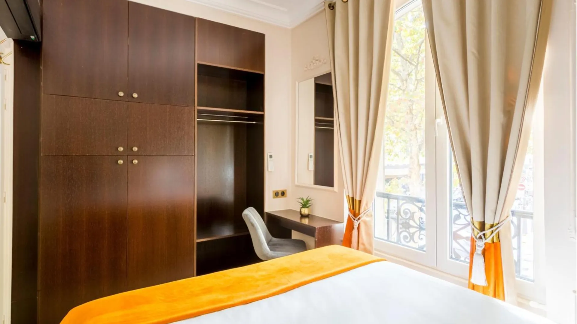 Merveil - Luxury Suite - Louvre - Ours I Paris